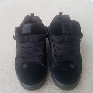 DC shoes